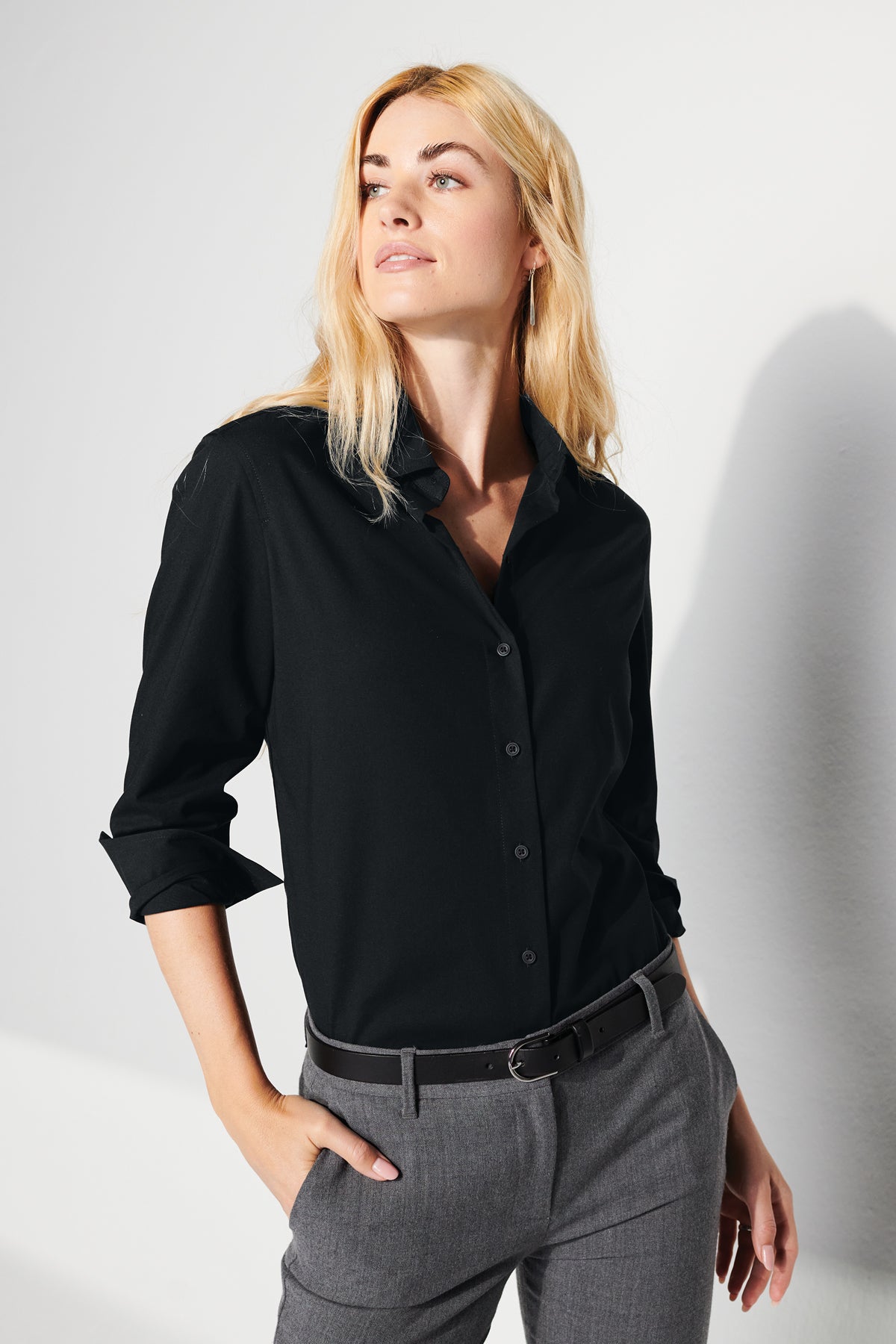Mercer+Mettle® Women’s Long Sleeve Stretch Woven Shirt