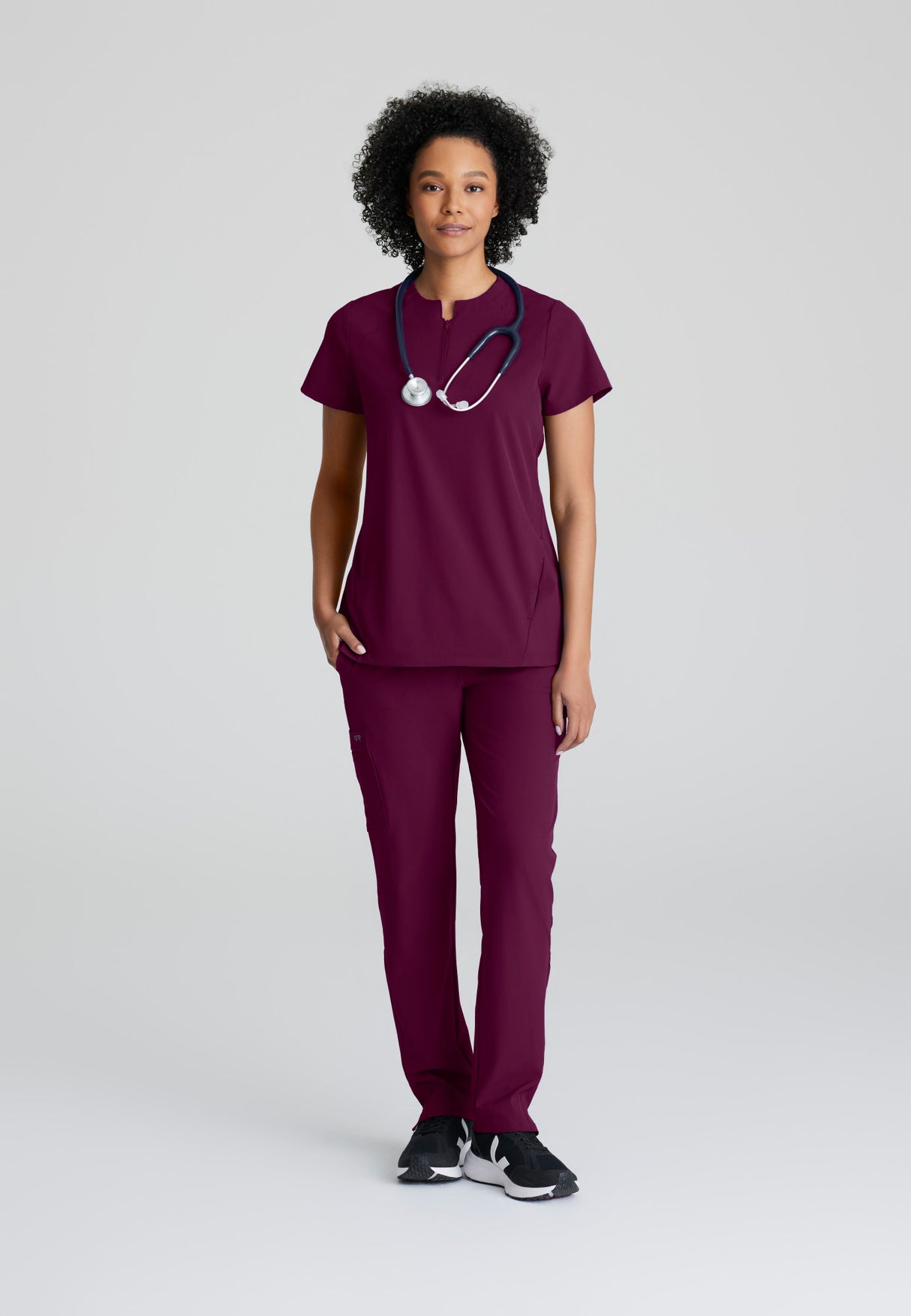 Barco One Women's Flux 2-Pocket Banded Zip Collar Top