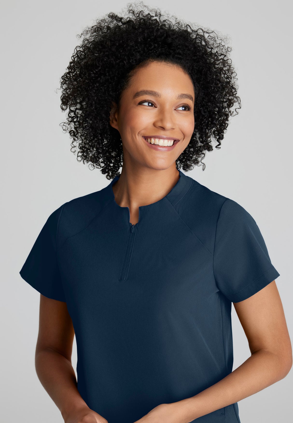 Barco One Women's Flux 2-Pocket Banded Zip Collar Top