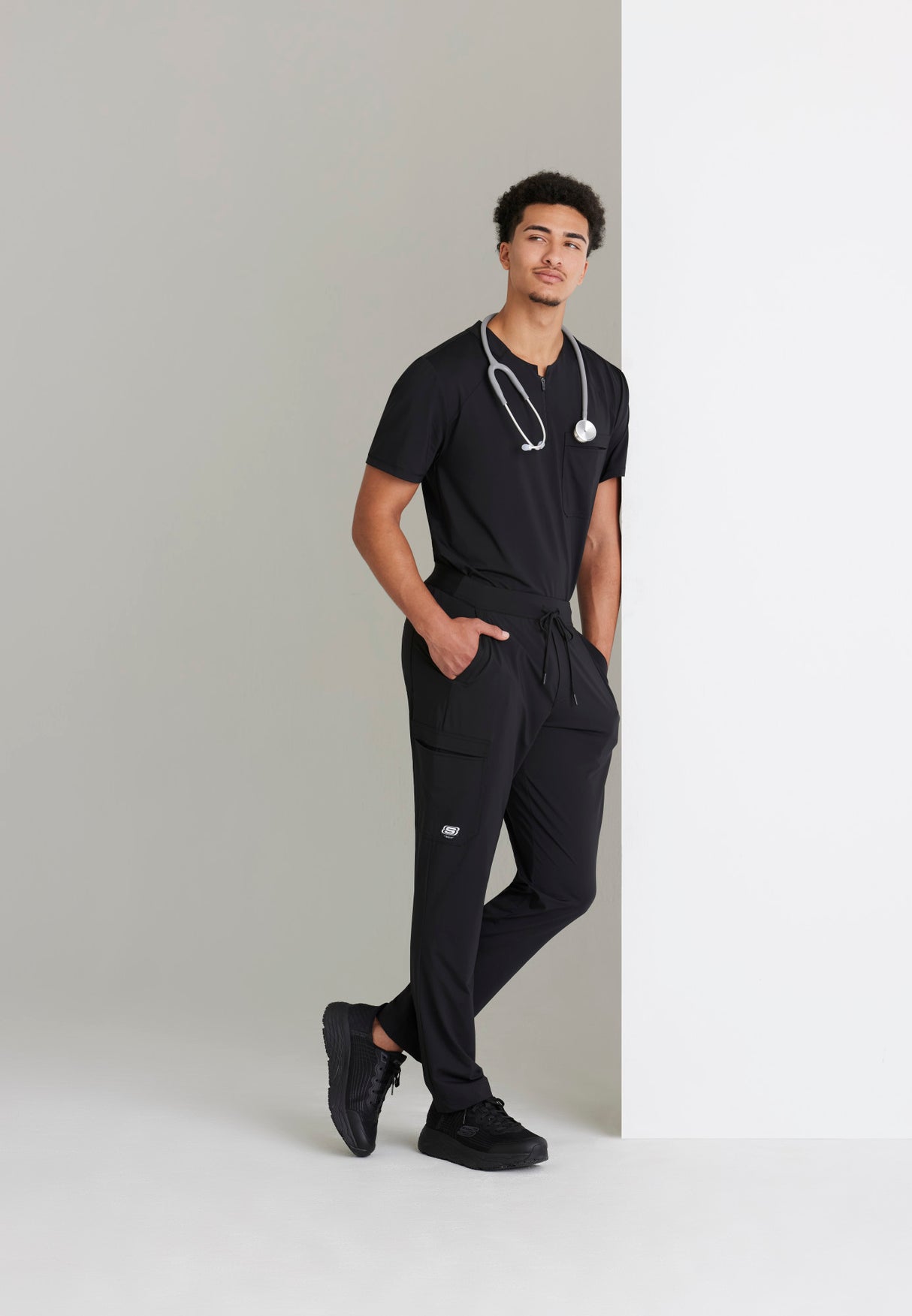 Skechers™ by Barco Slip-ins Men's 1-Pocket Flex Knit Top