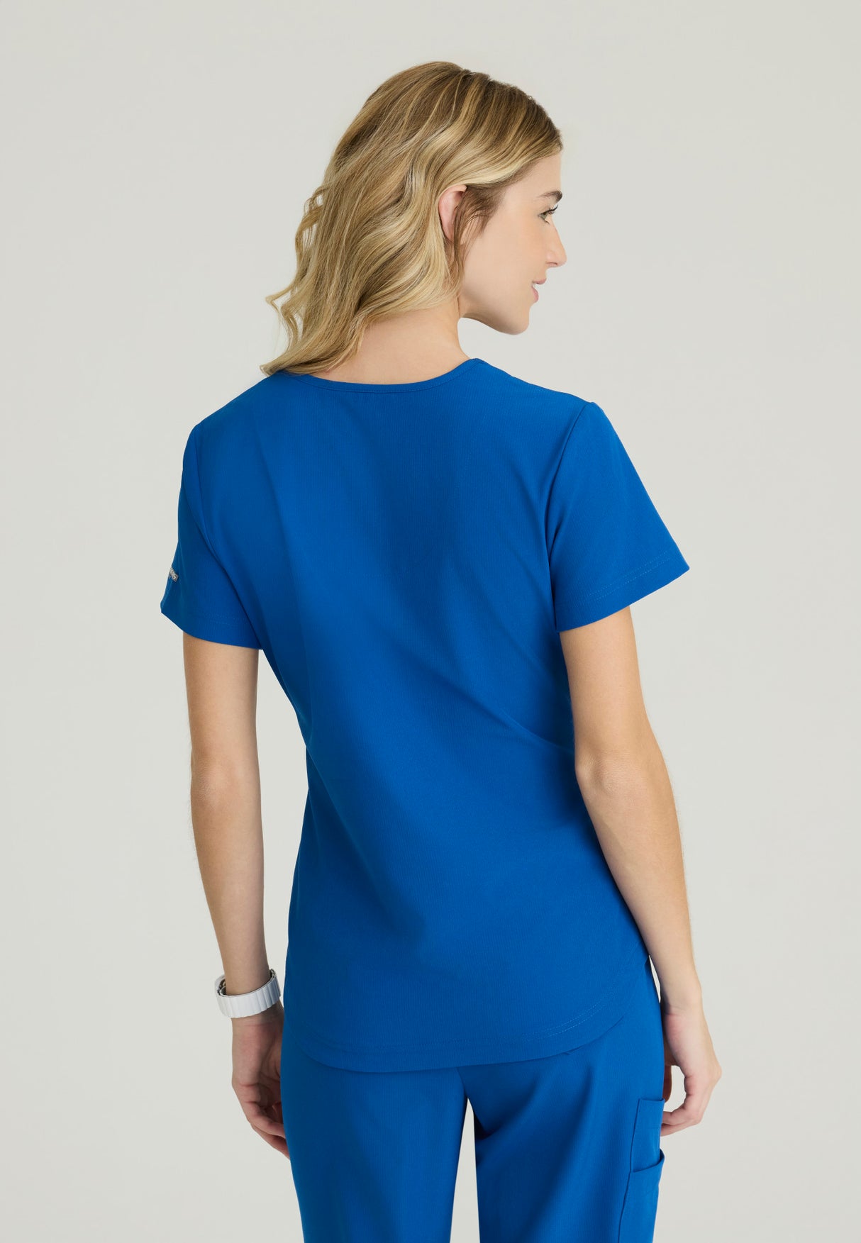 Skechers™ Vitality Women's Electra 3-Pocket Ribbed V-Neck Scrub Top