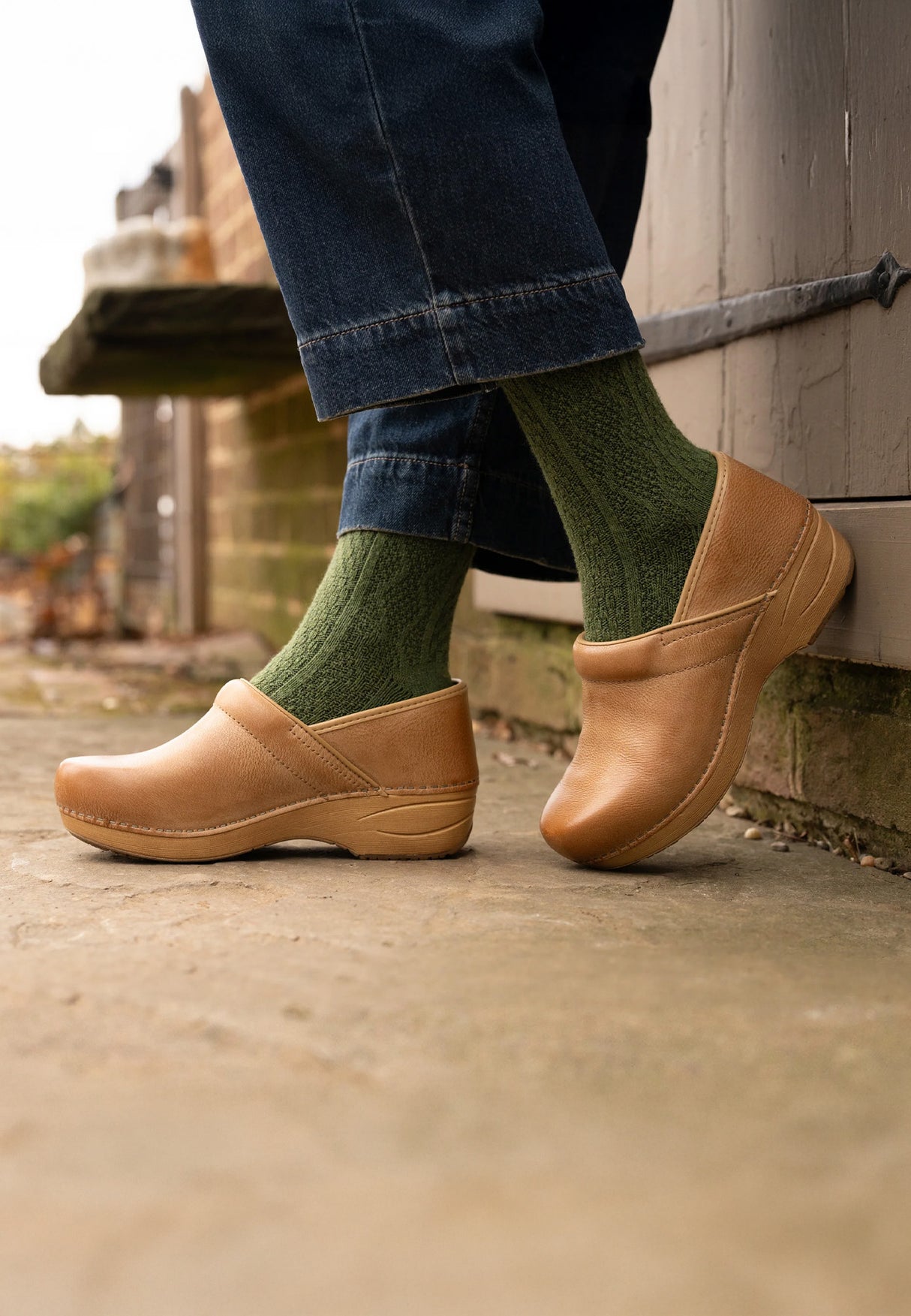 Dansko XP 2.0 Women's Honey Distressed Stapled Clog