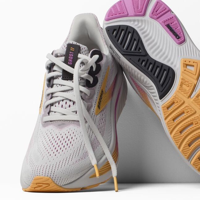 Brooks Women's Ghost 17 Road-Running Shoe