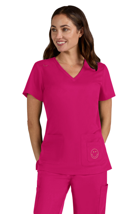 koi™ Smiley World Blissful 3 Pocket Top