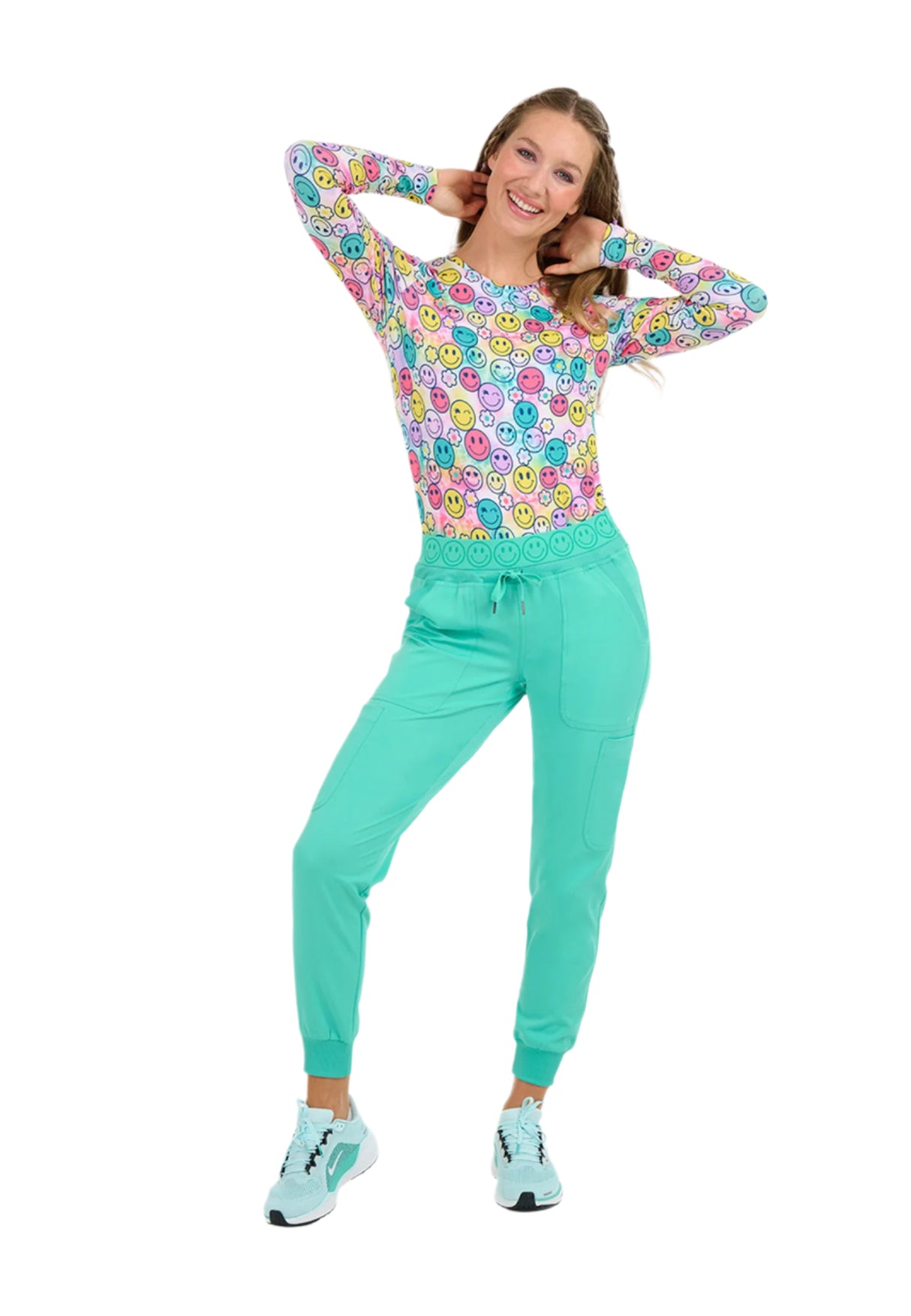 Zavaté Apparel Women's Bowen 2-Pocket Petite Smile Cargo Jogger Pant