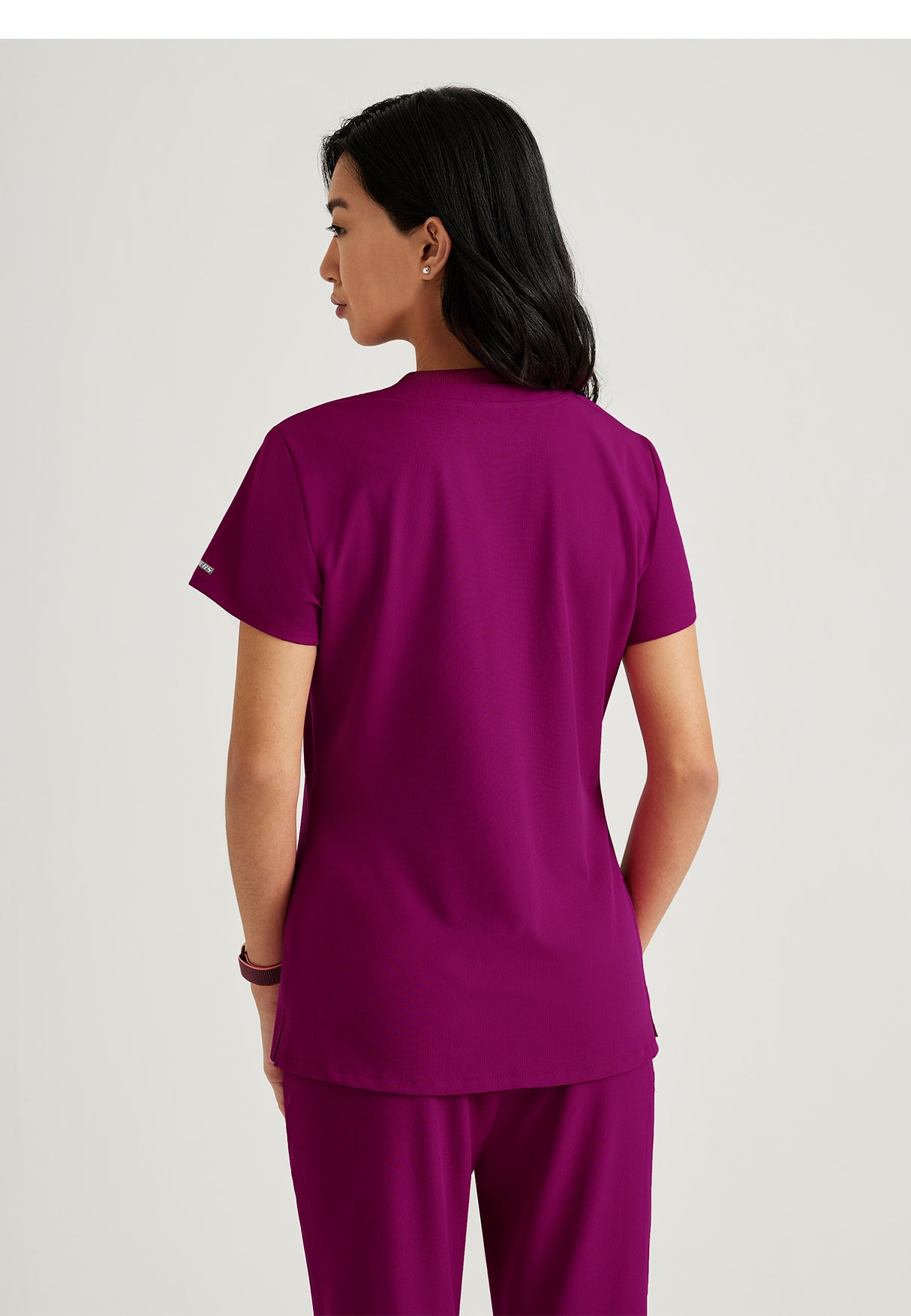 Skechers™ Women's Dignity 1-Pocket Tuck-In Scrub Top