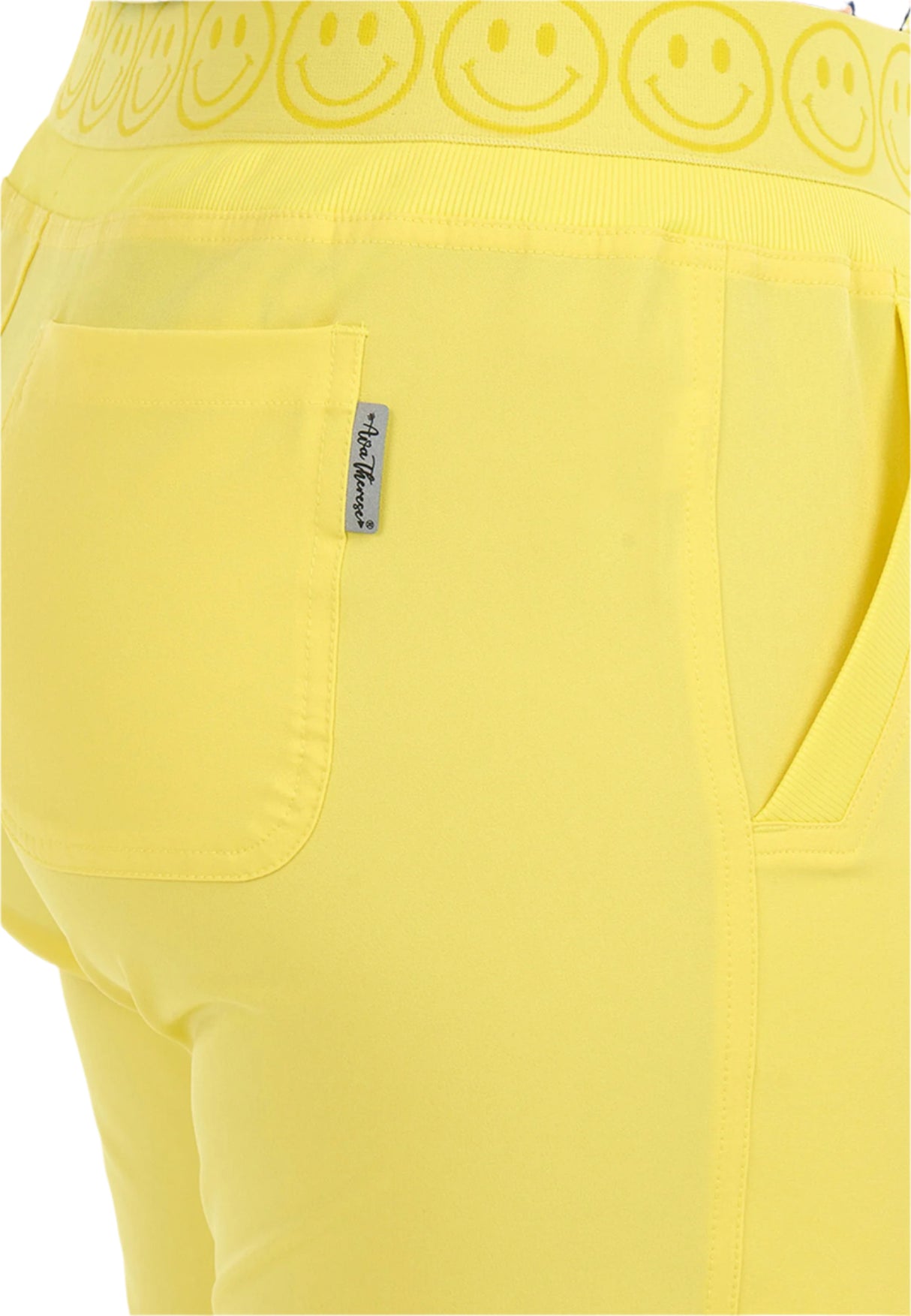 Zavaté Apparel Women's Bowen 2-Pocket Petite Smile Cargo Jogger Pant