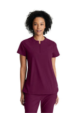 Barco One Women's Flux 2-Pocket Banded Zip Collar Top