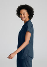 Barco One Women's Flux 2-Pocket Banded Zip Collar Top