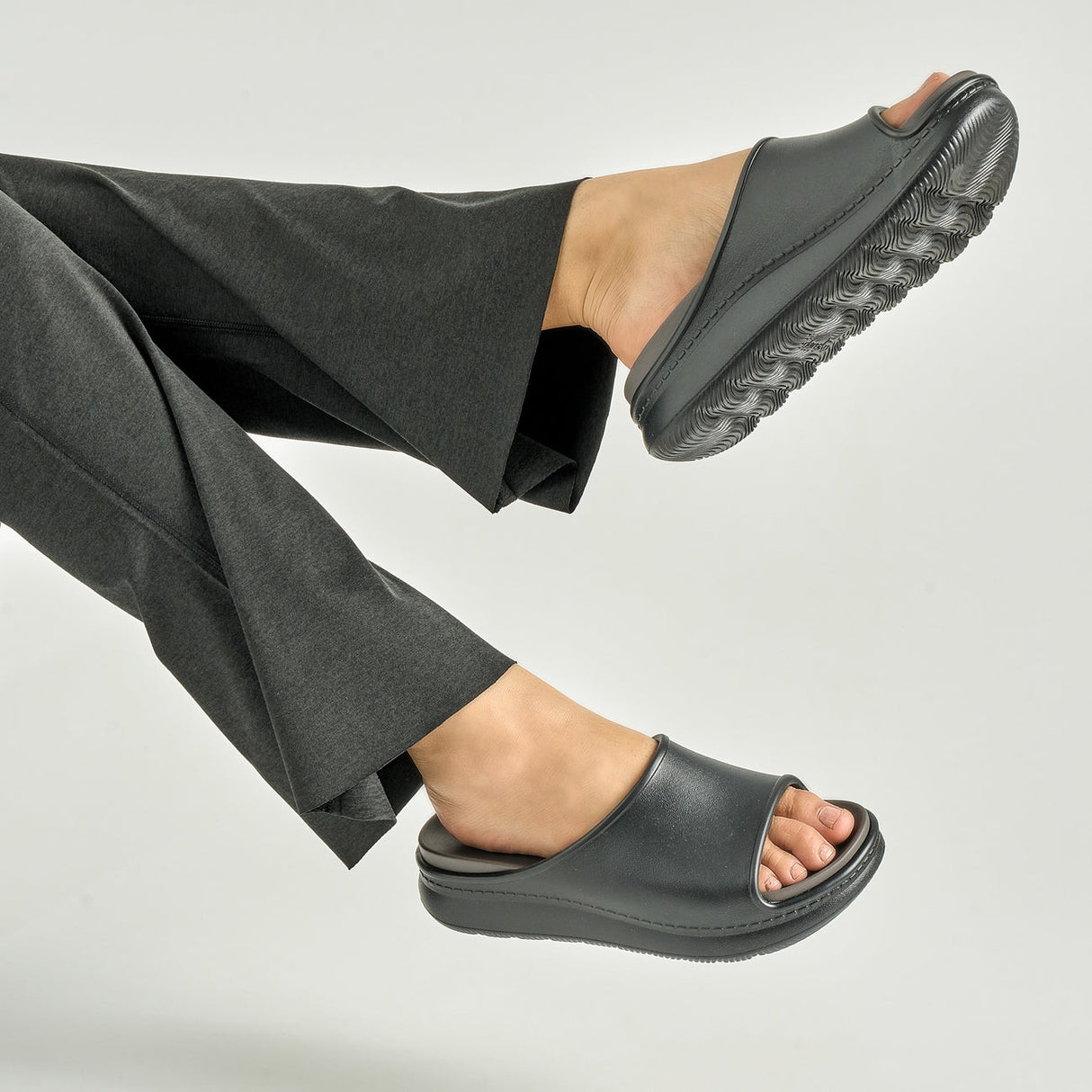 Dansko Devyn Slide