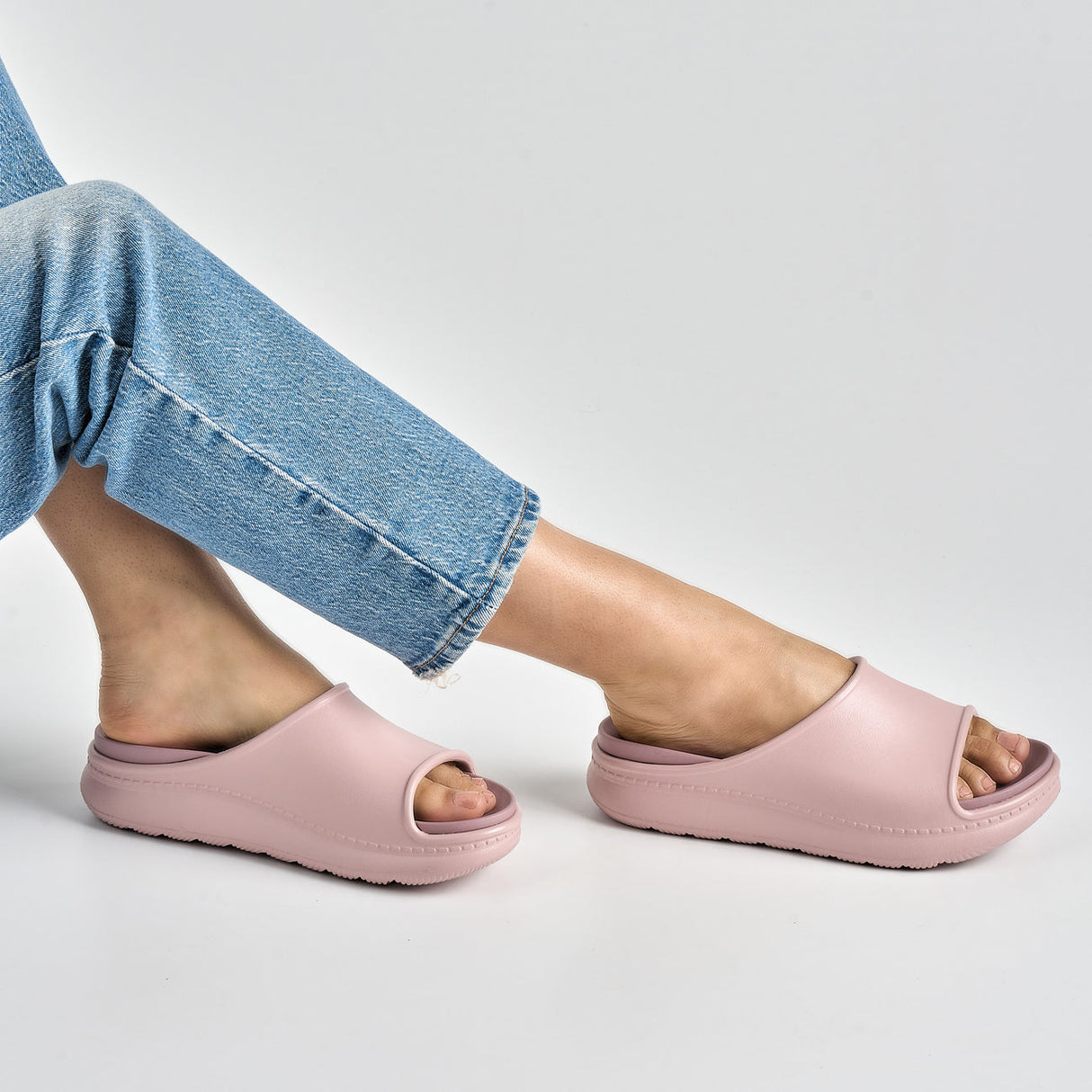 Dansko Devyn Slide