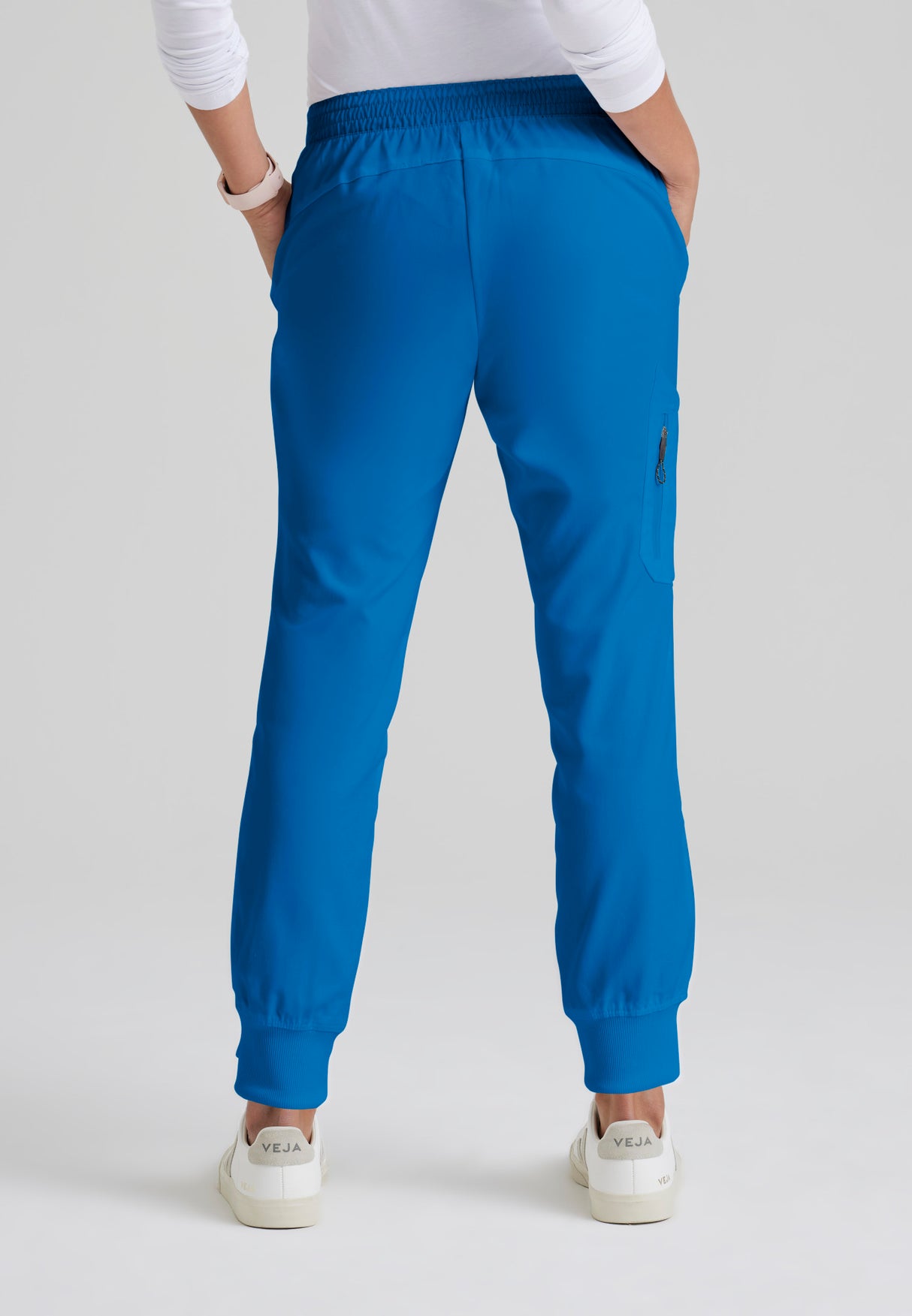 Grey's Anatomy™ Women's Kira 5-Pocket Mid-Rise Jogger Scrub Pant
