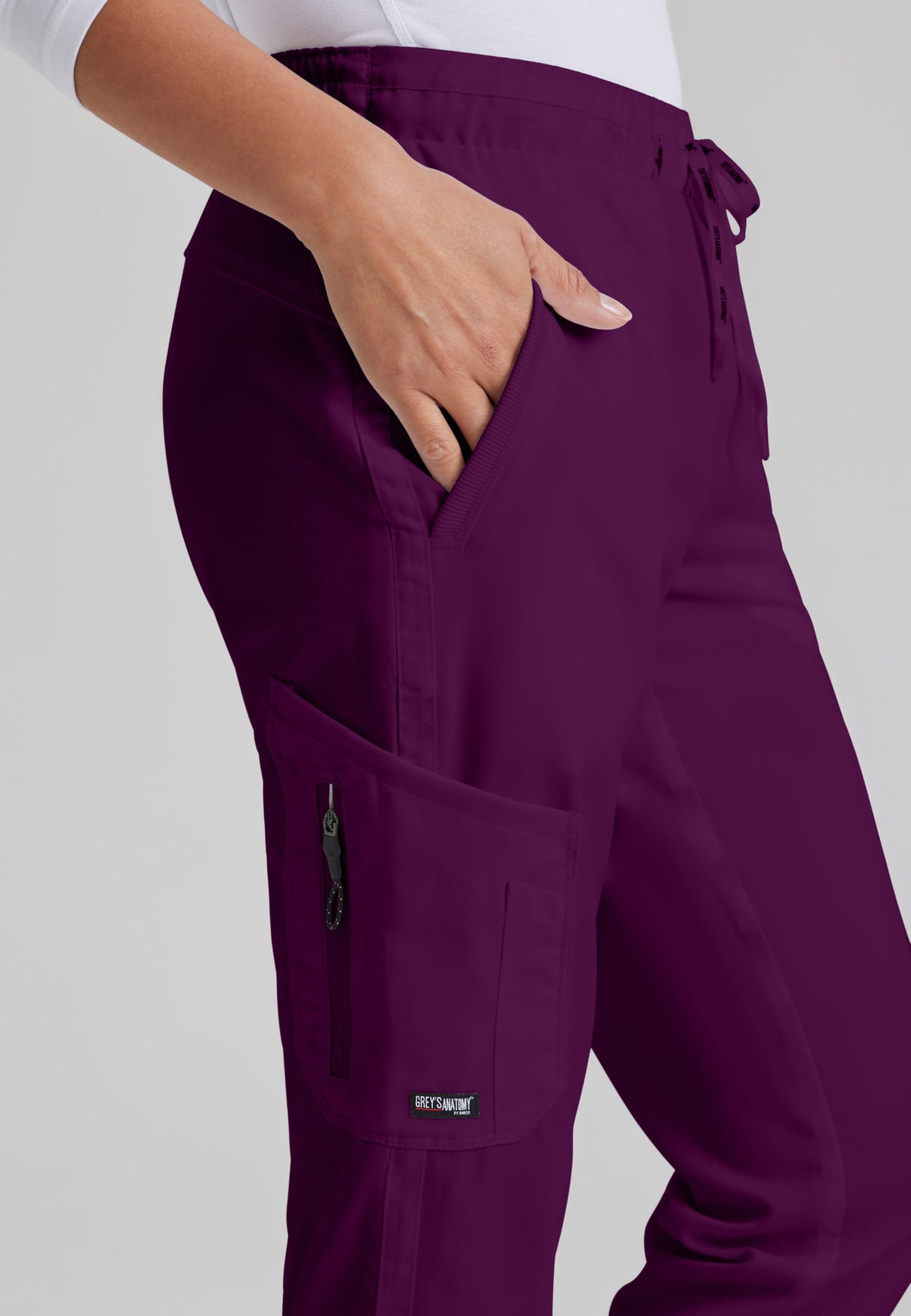Grey's Anatomy™ Women's Kira 5-Pocket Mid-Rise Jogger Scrub Pant