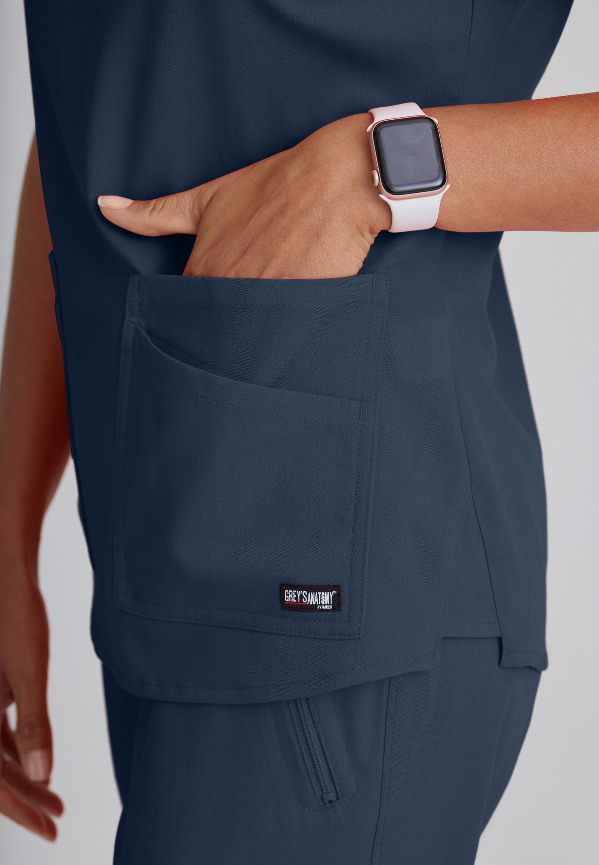 Grey's Anatomy™ Spandex Stretch Women's Emma 4-Pocket V-Neck Scrub Top