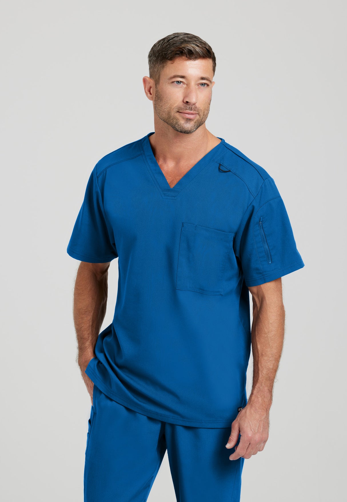 Grey's Anatomy™ Spandex Stretch Men's Murphy 2-Pocket V-Neck Scrub Top