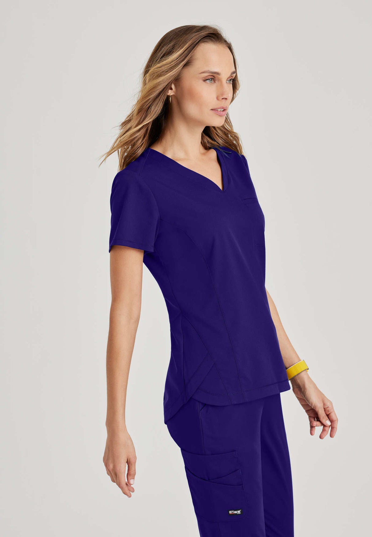 Grey's Anatomy™ Spandex Stretch Women's Capri 2-Pocket Hourglass V-Neck Scrub Top