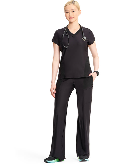Infinity by Cherokee KINETIC Women's 2-Pocket Knit V-Neck Top