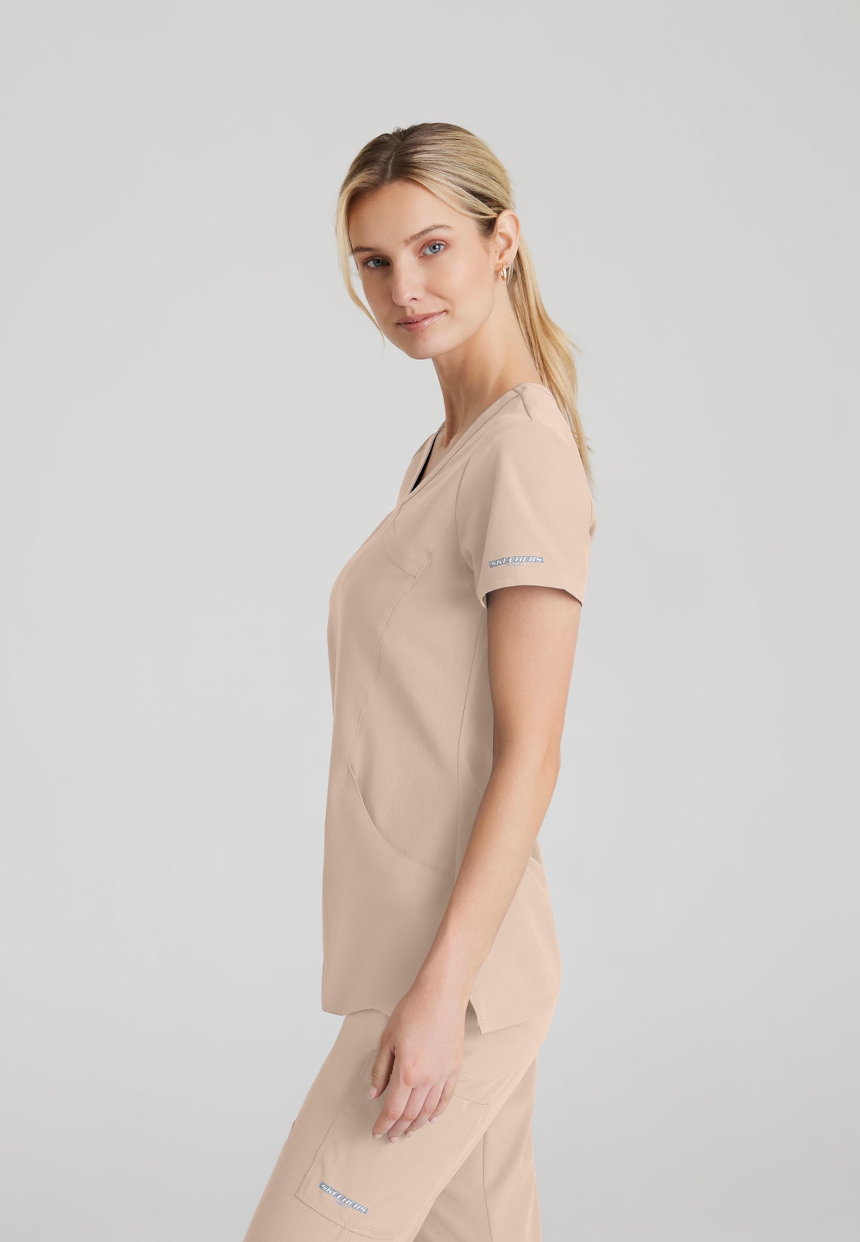 Skechers™ Women's Reliance 3-Pocket Crossover V-Neck Scrub Top