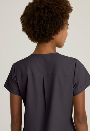 Skechers™ By Barco Ripstop Women's 2-Pocket Trek Tuck-In Top