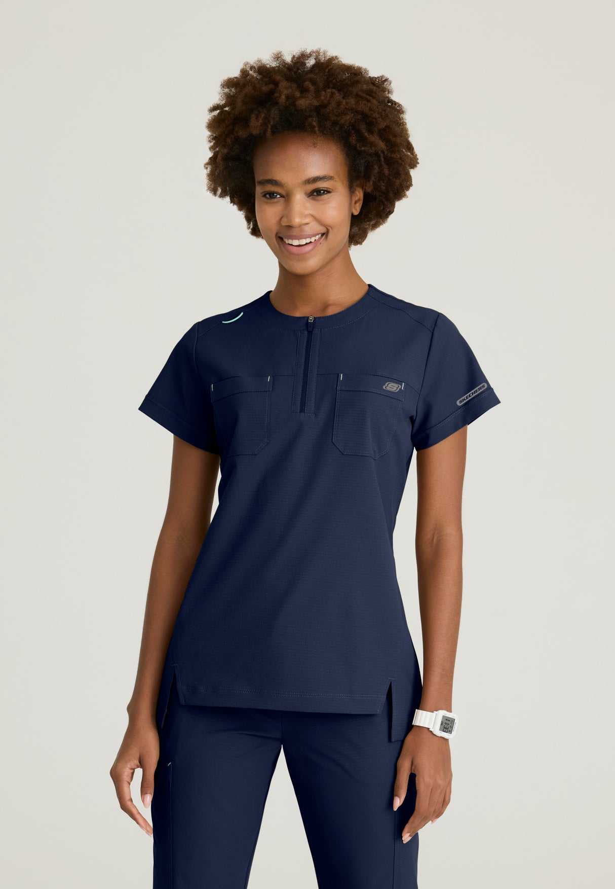 Skechers™ By Barco Ripstop Women's 2-Pocket Trek Tuck-In Top
