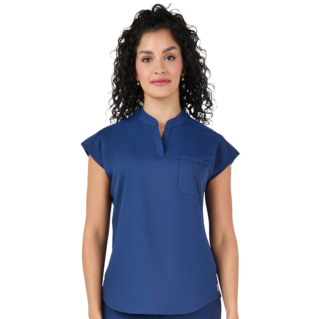 Zavaté Studio Women's Dynamic Top