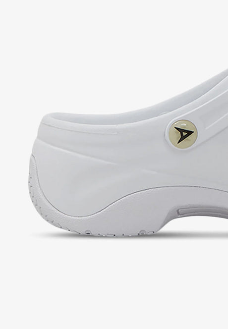 Anywear Zone Slip-Resistant Clog