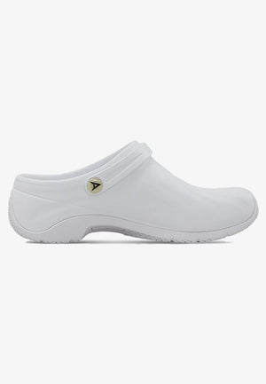 Anywear™ Zone Slip-Resistant Clog