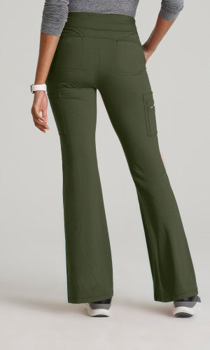 Barco One Performance Knits Women's Sprint Knit 7-Pocket High-Rise Flare Petite Pant