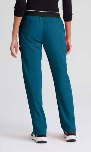 Grey's Anatomy™ Spandex Stretch Women's Kim 3-Pocket Mid-Rise Straight Leg Petite Pant