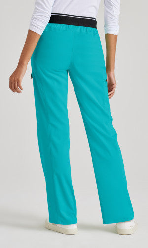Grey's Anatomy™ Spandex Stretch Women's Kim 3-Pocket Mid-Rise Straight Leg Petite Pant