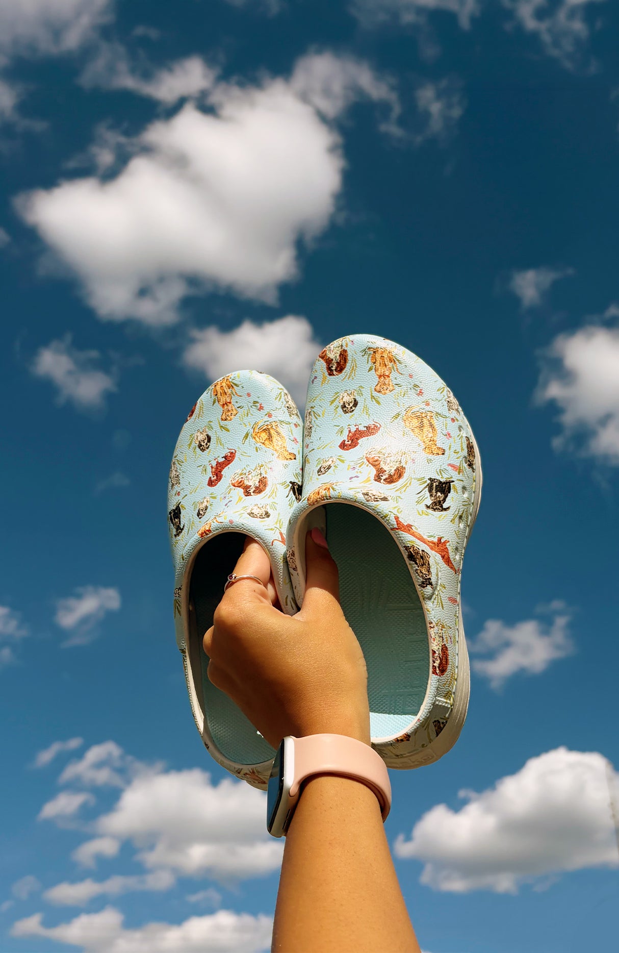 Dansko Women's Kane Puppies Print