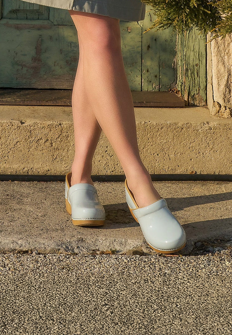 Dansko XP 2.0 Women's Stapled Clog – Alexander's Uniforms