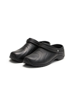 Anywear™ Zone Slip-Resistant Clog